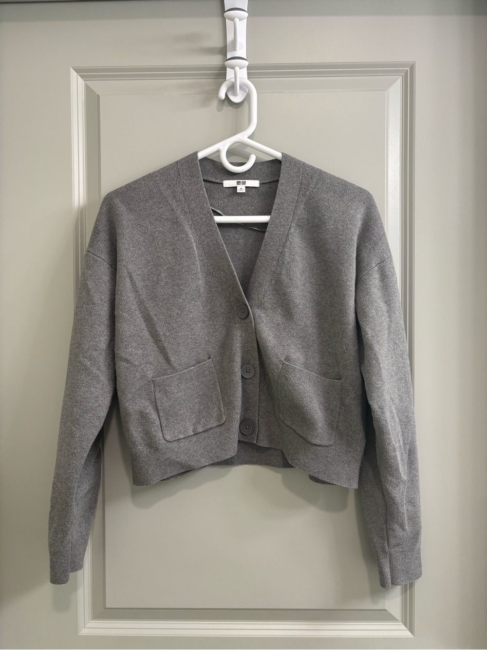 Uniqlo Gray V-Neck Button Cardigan